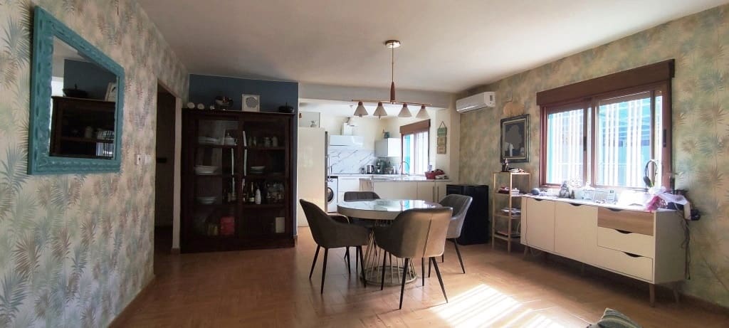 3 soveværelse Finca/Landehus til salg i Muro de Alcoy med swimmingpool - € 238.000 (Ref: 8251396)