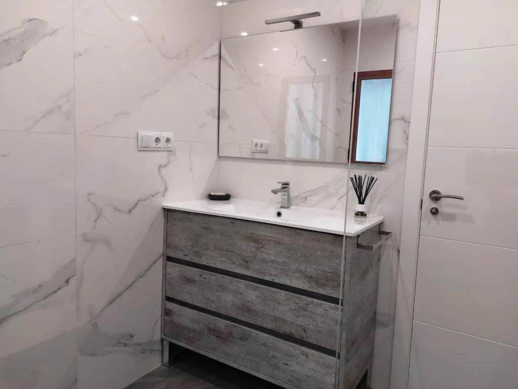 3 soveværelse Finca/Landehus til salg i Muro de Alcoy med swimmingpool - € 238.000 (Ref: 8251396)