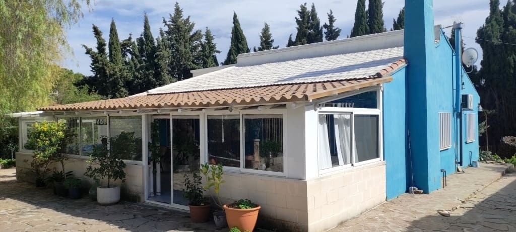 3 soveværelse Finca/Landehus til salg i Muro de Alcoy med swimmingpool - € 238.000 (Ref: 8251396)