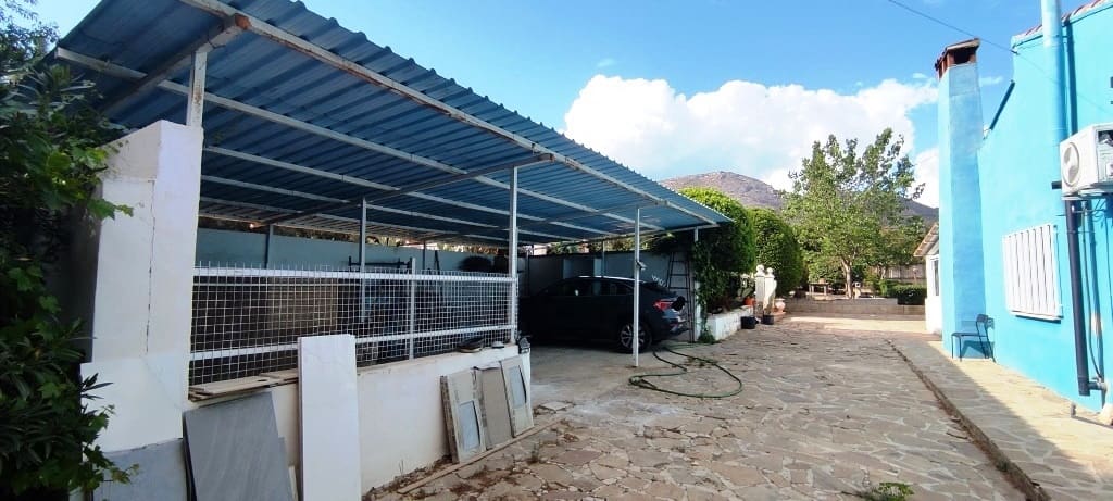 3 soveværelse Finca/Landehus til salg i Muro de Alcoy med swimmingpool - € 238.000 (Ref: 8251396)