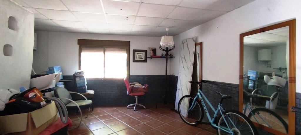 3 soveværelse Finca/Landehus til salg i Muro de Alcoy med swimmingpool - € 238.000 (Ref: 8251396)