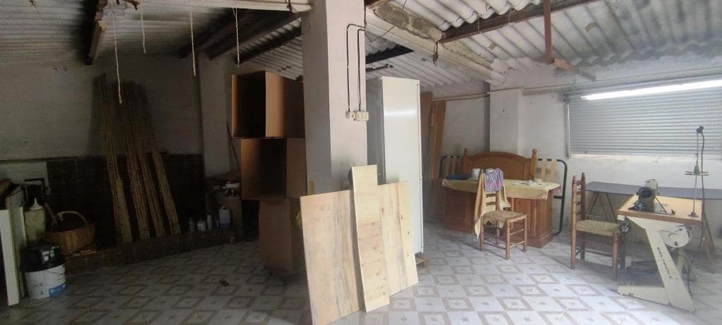 7 soveværelse Finca/Landehus til salg i Albaida med swimmingpool garage - € 250.000 (Ref: 8284085)