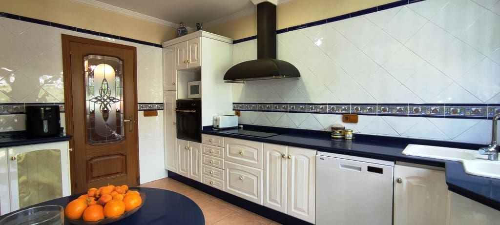 7 soveværelse Villa til salg i Cocentaina med swimmingpool garage - € 580.000 (Ref: 8288422)