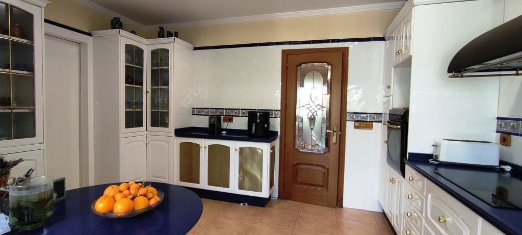 7 soveværelse Villa til salg i Cocentaina med swimmingpool garage - € 580.000 (Ref: 8288422)