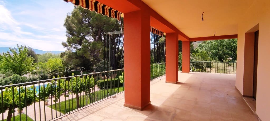 7 soveværelse Villa til salg i Cocentaina med swimmingpool garage - € 580.000 (Ref: 8288422)