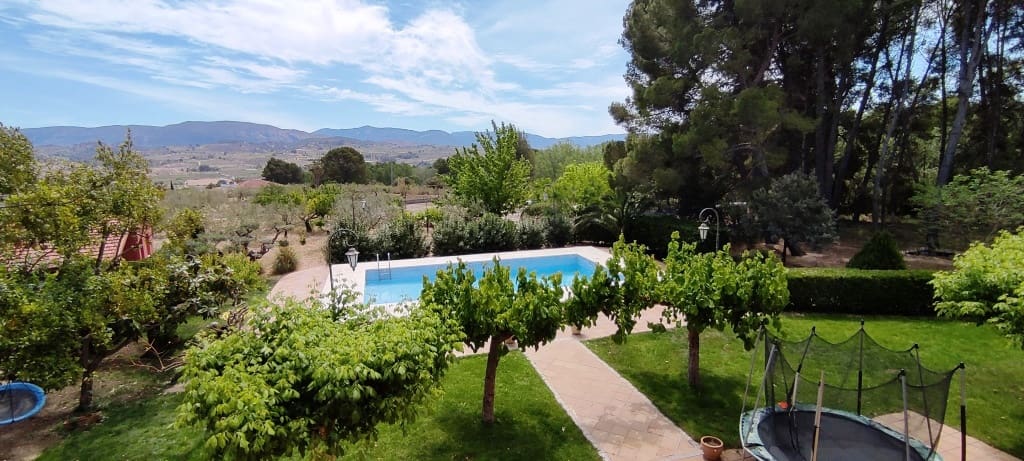 7 soveværelse Villa til salg i Cocentaina med swimmingpool garage - € 580.000 (Ref: 8288422)