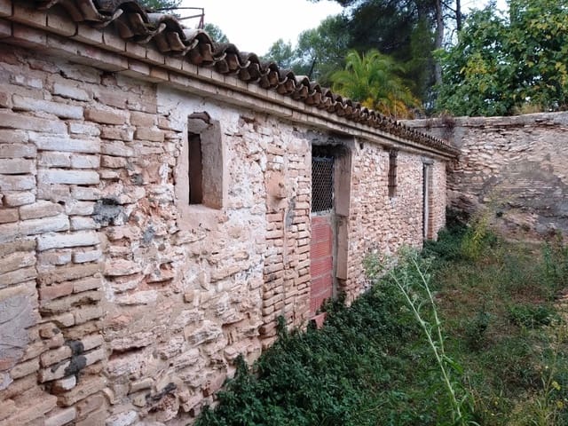 10 bedroom Finca/Country House for sale in Ontinyent with pool - € 450,000 (Ref: 8321096)