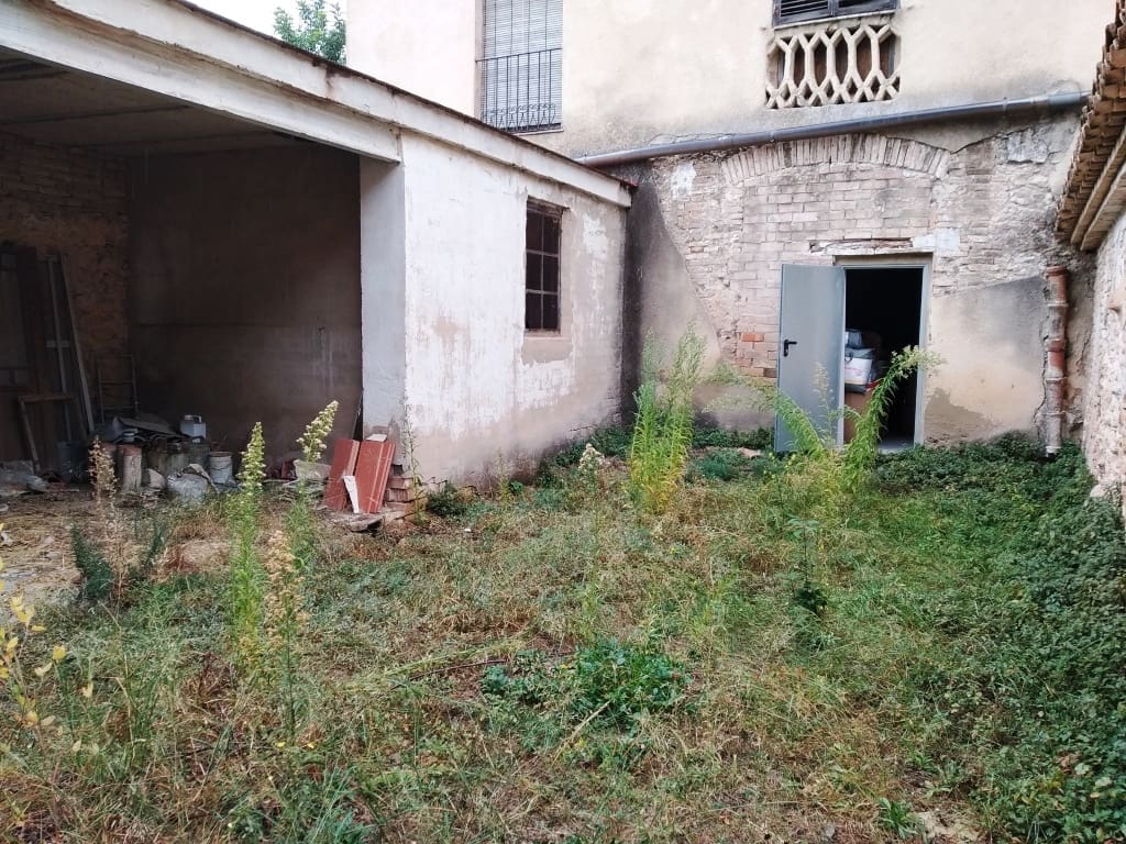 10 soveværelse Finca/Landehus til salg i Ontinyent med swimmingpool - € 450.000 (Ref: 8321096)