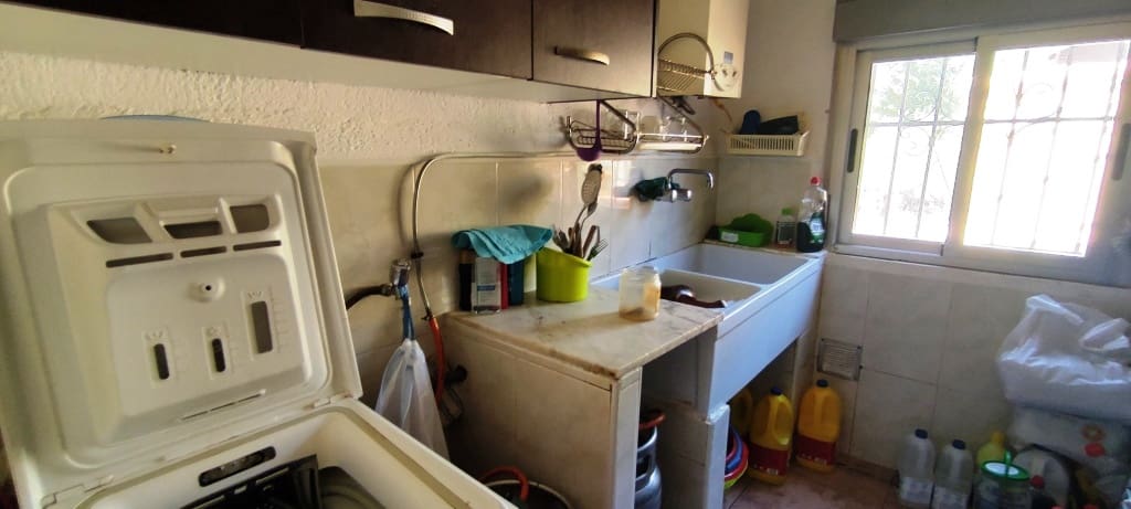 3 slaapkamer Finca/Landhuis te koop in Villalonga - € 120.000 (Ref: 8342379)