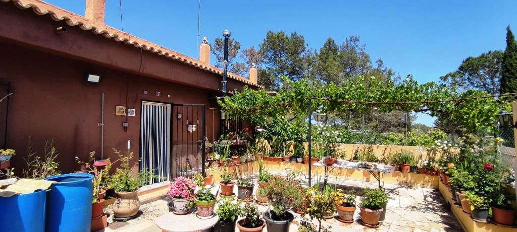 3 slaapkamer Finca/Landhuis te koop in Villalonga - € 120.000 (Ref: 8342379)