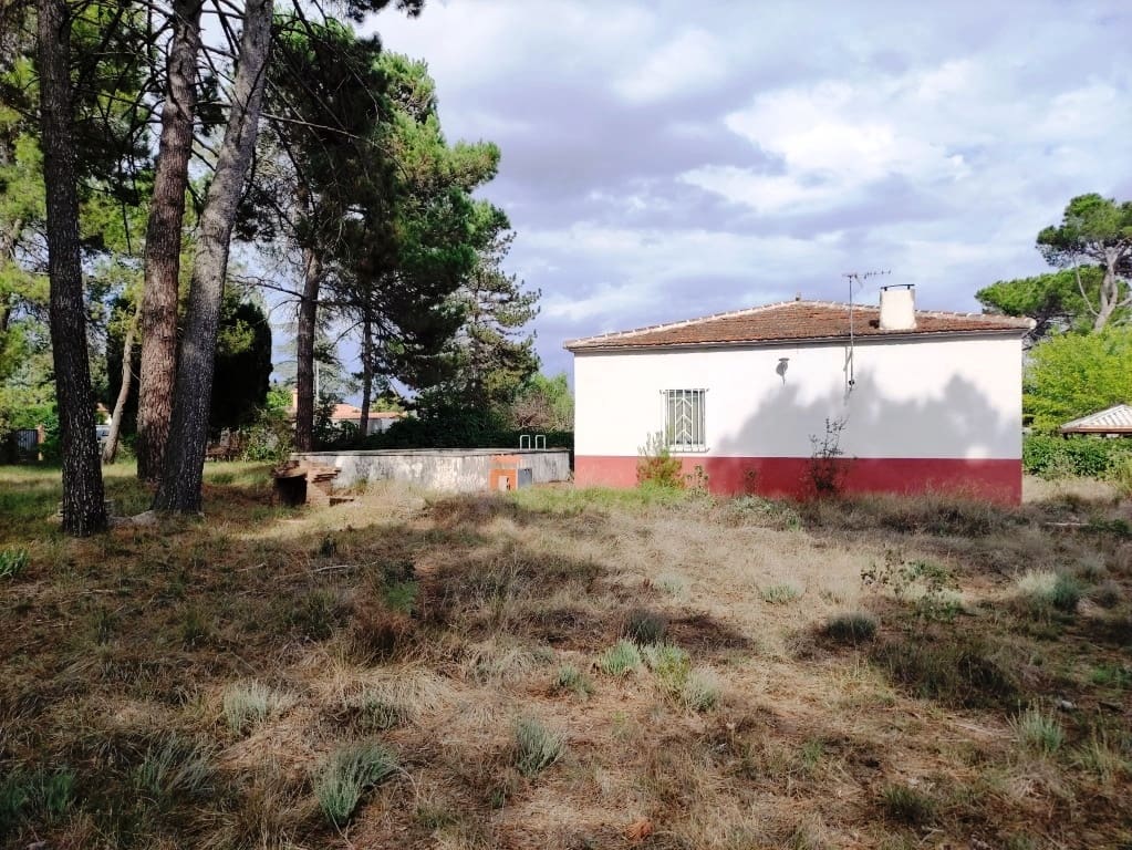 3 soveværelse Finca/Landehus til salg i Bocairent med swimmingpool - € 99.000 (Ref: 8539300)