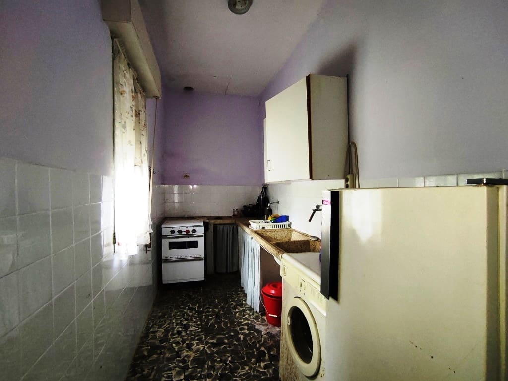 3 soveværelse Finca/Landehus til salg i Bocairent med swimmingpool - € 99.000 (Ref: 8539300)