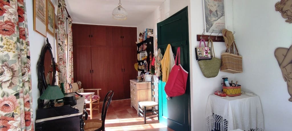 10 soveværelse Finca/Landehus til salg i Alcoy / Alcoi med swimmingpool garage - € 450.000 (Ref: 8591400)