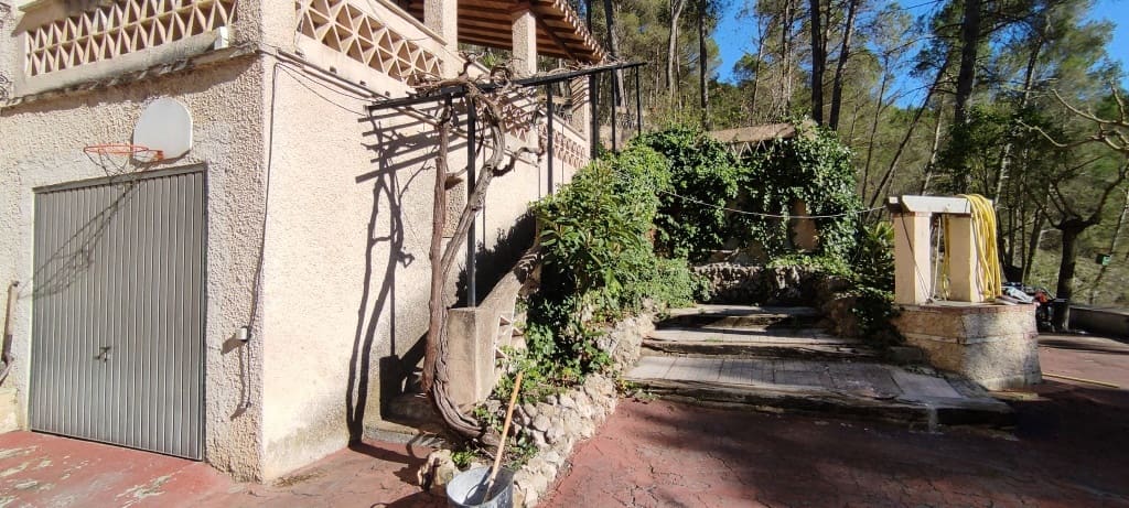 10 soveværelse Finca/Landehus til salg i Alcoy / Alcoi med swimmingpool garage - € 450.000 (Ref: 8591400)