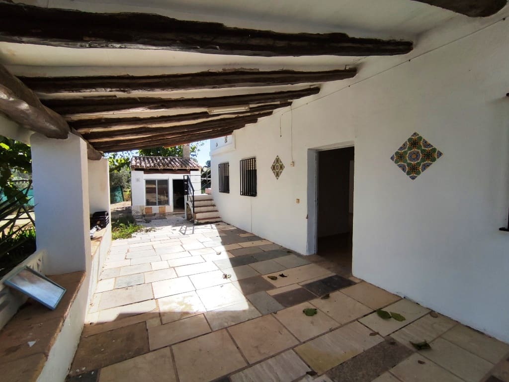 4 soverom Finca/Herregård til salgs i Ontinyent - € 122 000 (Ref: 8657907)