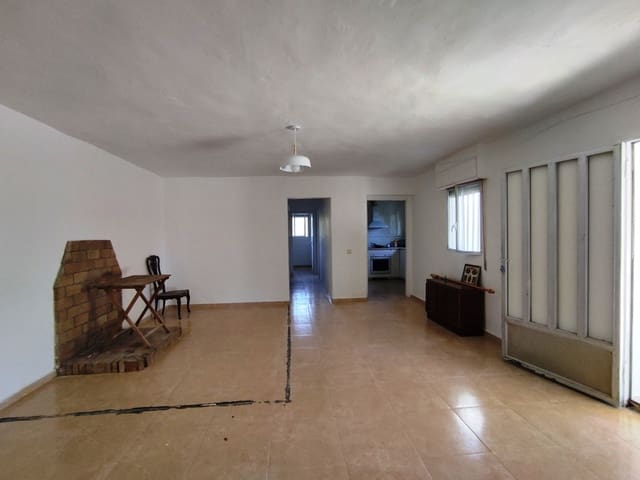 4 soveværelse Finca/Landehus til salg i Ontinyent - € 122.000 (Ref: 8657907)