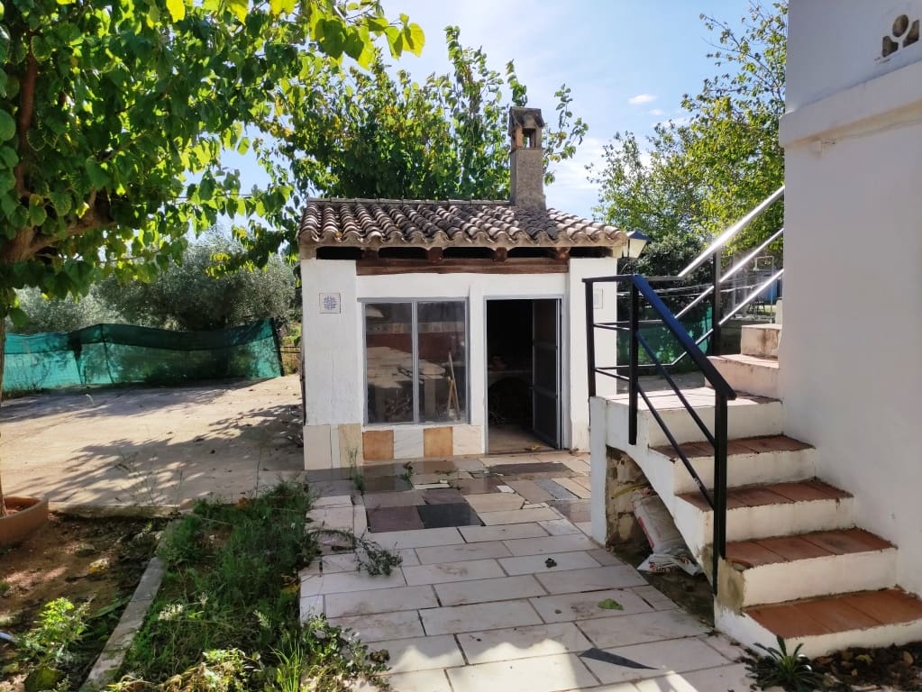 4 soverom Finca/Herregård til salgs i Ontinyent - € 122 000 (Ref: 8657907)