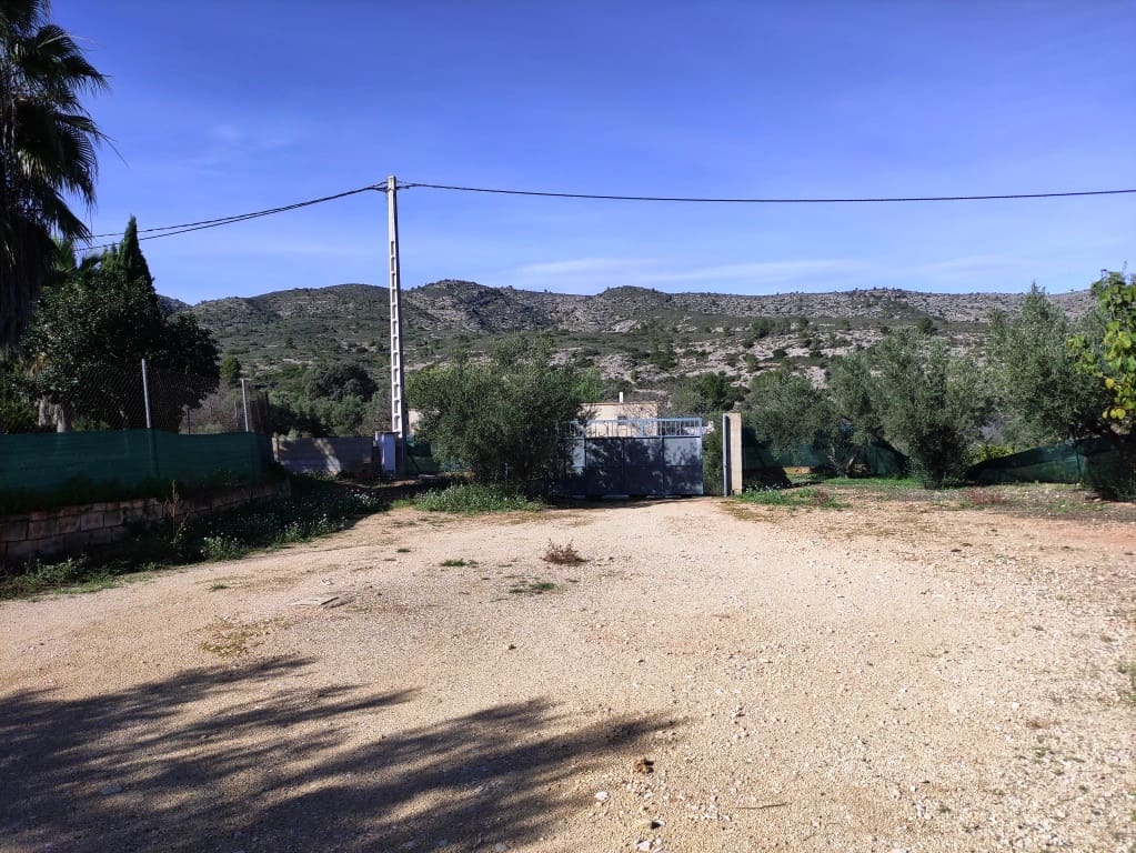 4 soverom Finca/Herregård til salgs i Ontinyent - € 122 000 (Ref: 8657907)