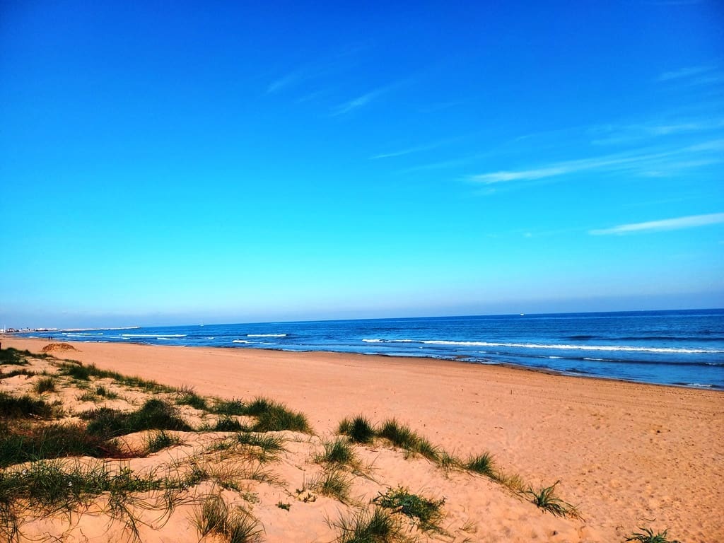 3 soveværelse Semi-Rækkehus til salg i Oliva med garage - € 295.000 (Ref: 8862041)