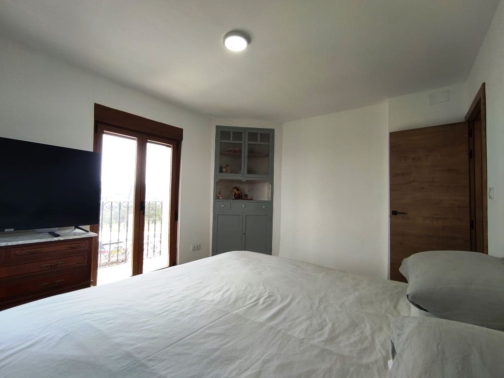 4 soveværelse Finca/Landehus til salg i Cocentaina med garage - € 330.000 (Ref: 8932507)