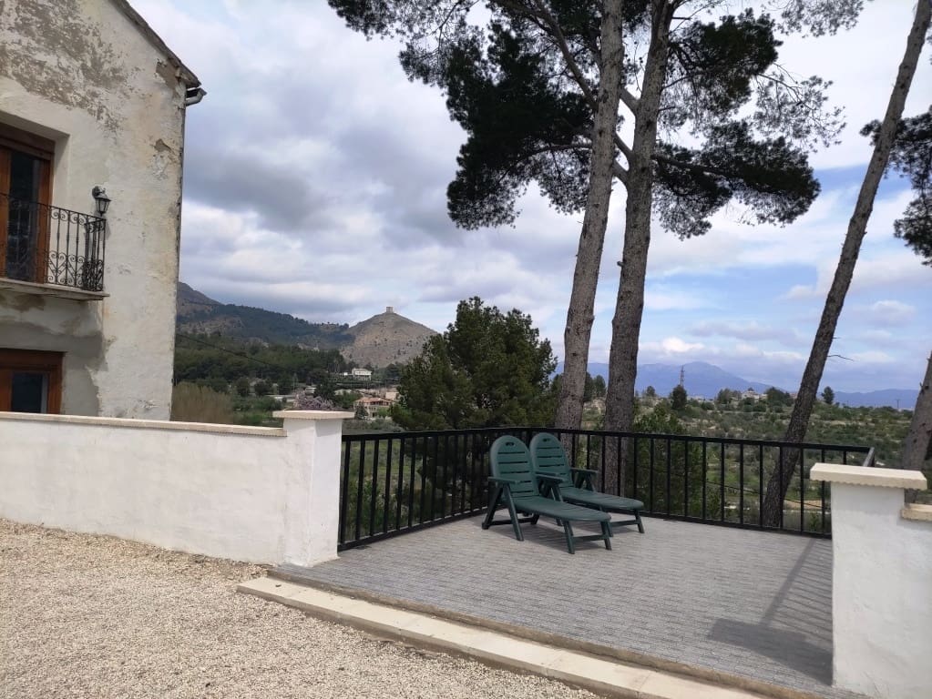 4 soveværelse Finca/Landehus til salg i Cocentaina med garage - € 330.000 (Ref: 8932507)