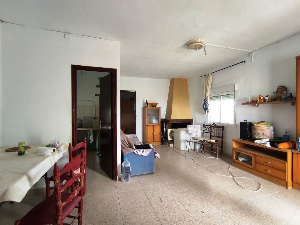 3 soveværelse Finca/Landehus til salg i Albaida med swimmingpool - € 110.000 (Ref: 8939702)