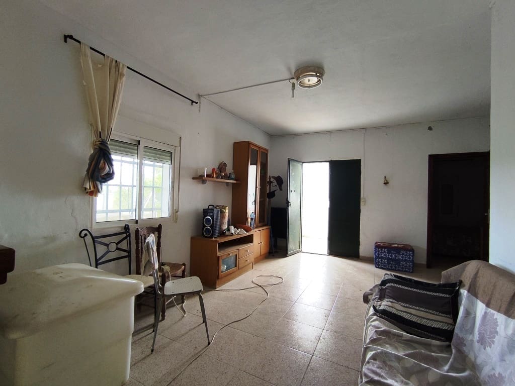 3 soveværelse Finca/Landehus til salg i Albaida med swimmingpool - € 110.000 (Ref: 8939702)