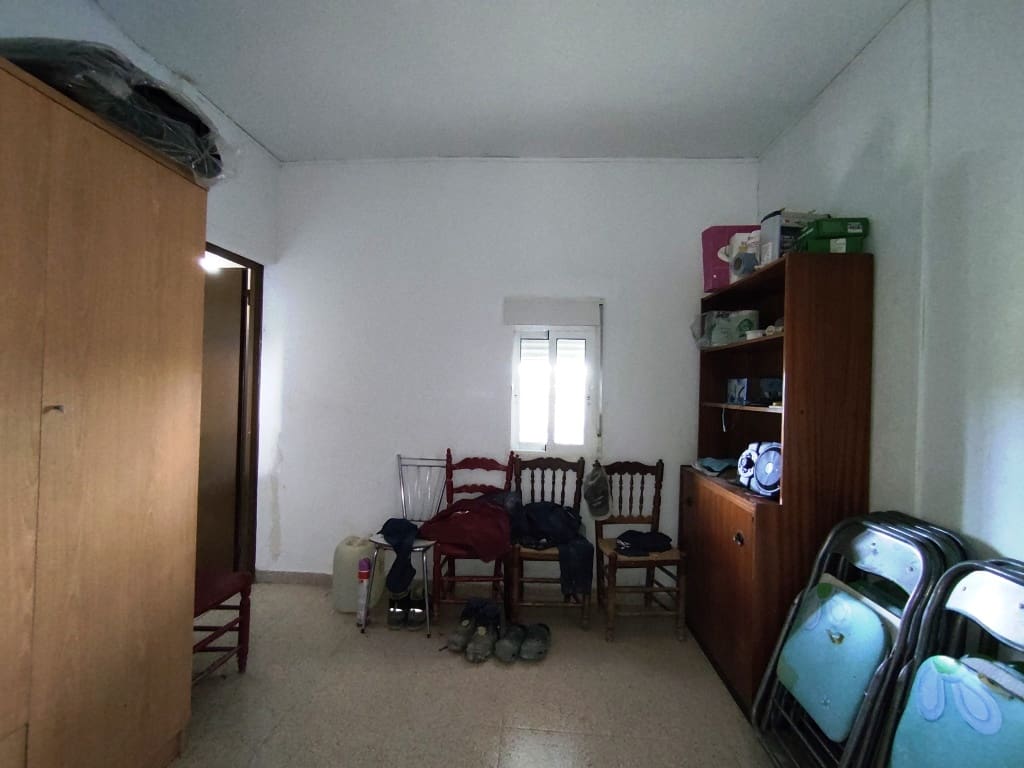 3 soveværelse Finca/Landehus til salg i Albaida med swimmingpool - € 110.000 (Ref: 8939702)