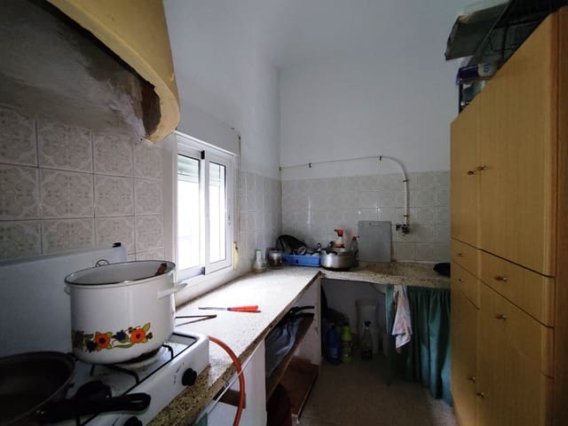 3 soveværelse Finca/Landehus til salg i Albaida med swimmingpool - € 110.000 (Ref: 8939702)