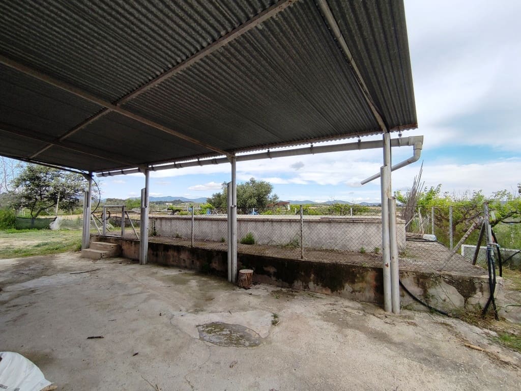 3 soveværelse Finca/Landehus til salg i Albaida med swimmingpool - € 110.000 (Ref: 8939702)