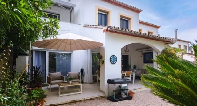 3 soveværelse Rækkehus til salg i Pedreguer med swimmingpool - € 315.000 (Ref: 9006530)