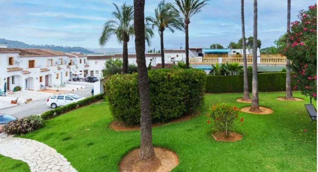 3 soveværelse Rækkehus til salg i Pedreguer med swimmingpool - € 315.000 (Ref: 9006530)