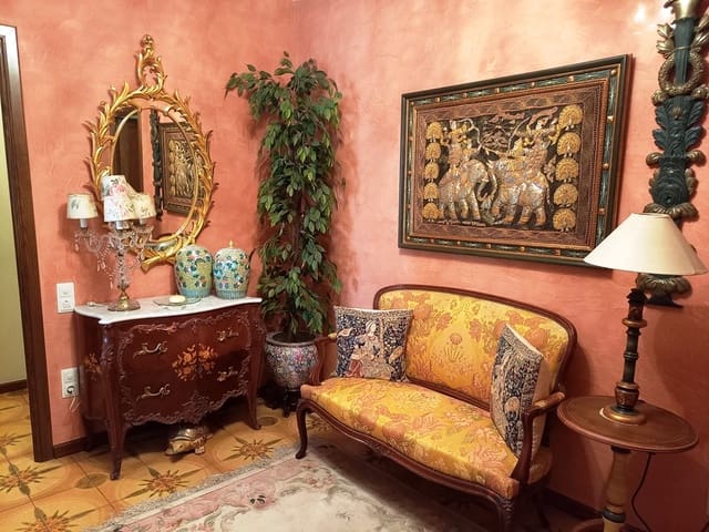 5 bedroom Apartment for sale in Beniarbeig - € 199,999 (Ref: 9022669)