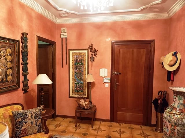 5 bedroom Apartment for sale in Beniarbeig - € 199,999 (Ref: 9022669)