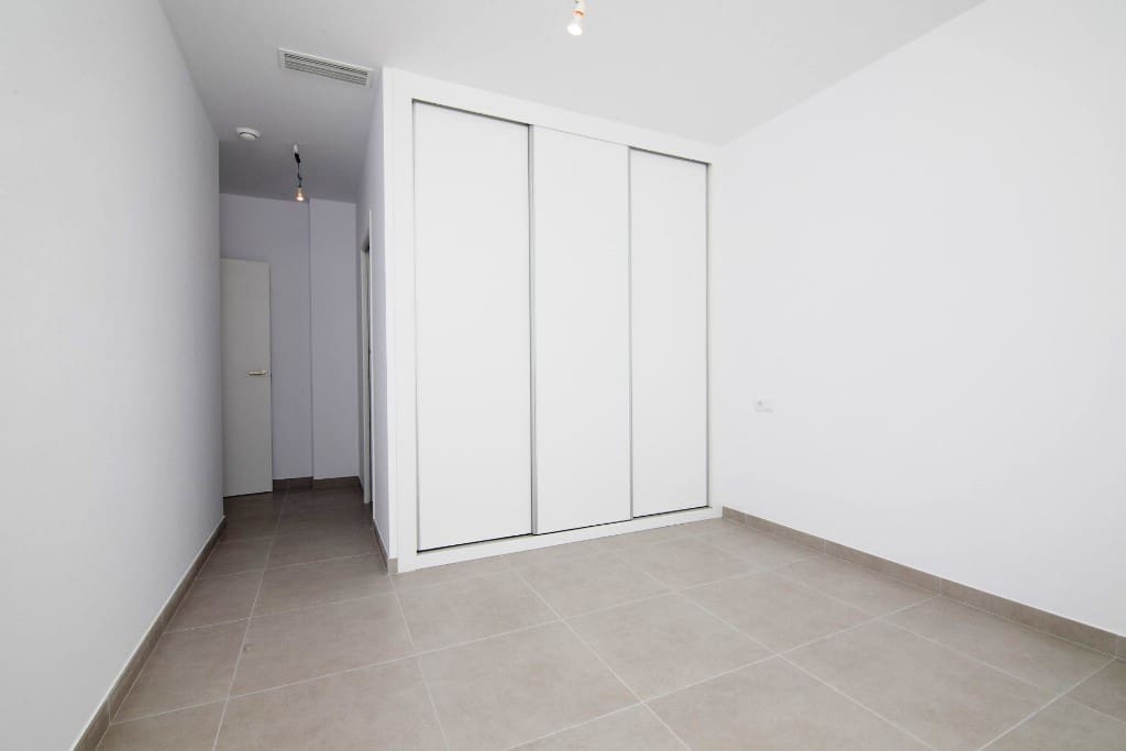 3 quarto Moradia para venda em Polop com piscina - 510 000 € (Ref: 9035890)