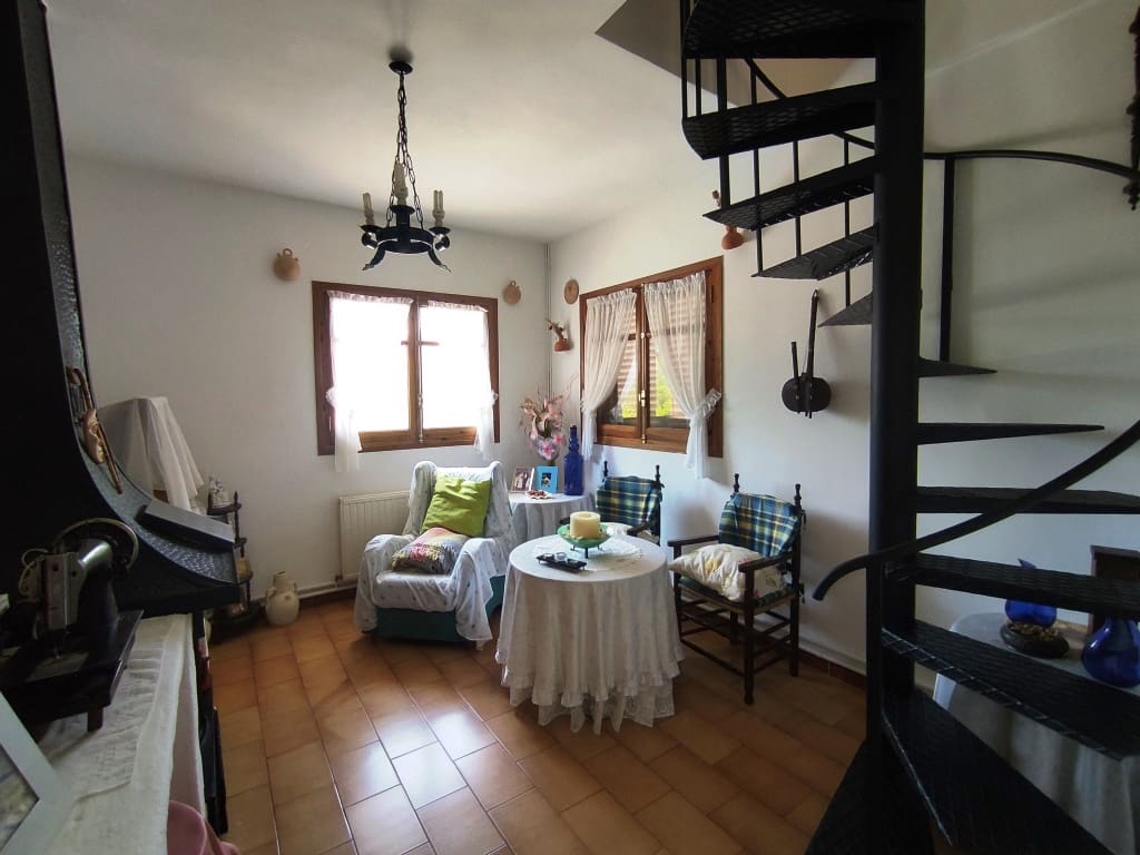 4 chambre Finca/Maison de Campagne à vendre à Alcoy / Alcoi avec piscine garage - 350 000 € (Ref: 9060505)