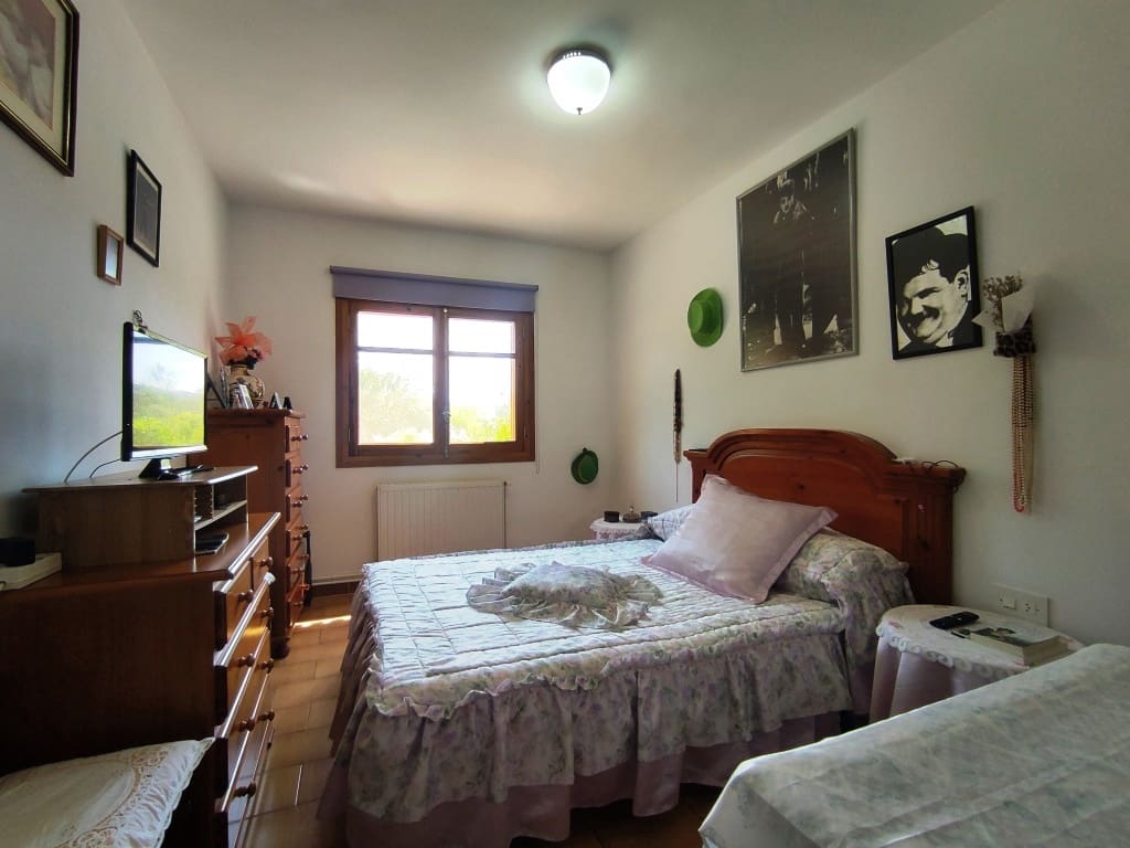 4 chambre Finca/Maison de Campagne à vendre à Alcoy / Alcoi avec piscine garage - 350 000 € (Ref: 9060505)