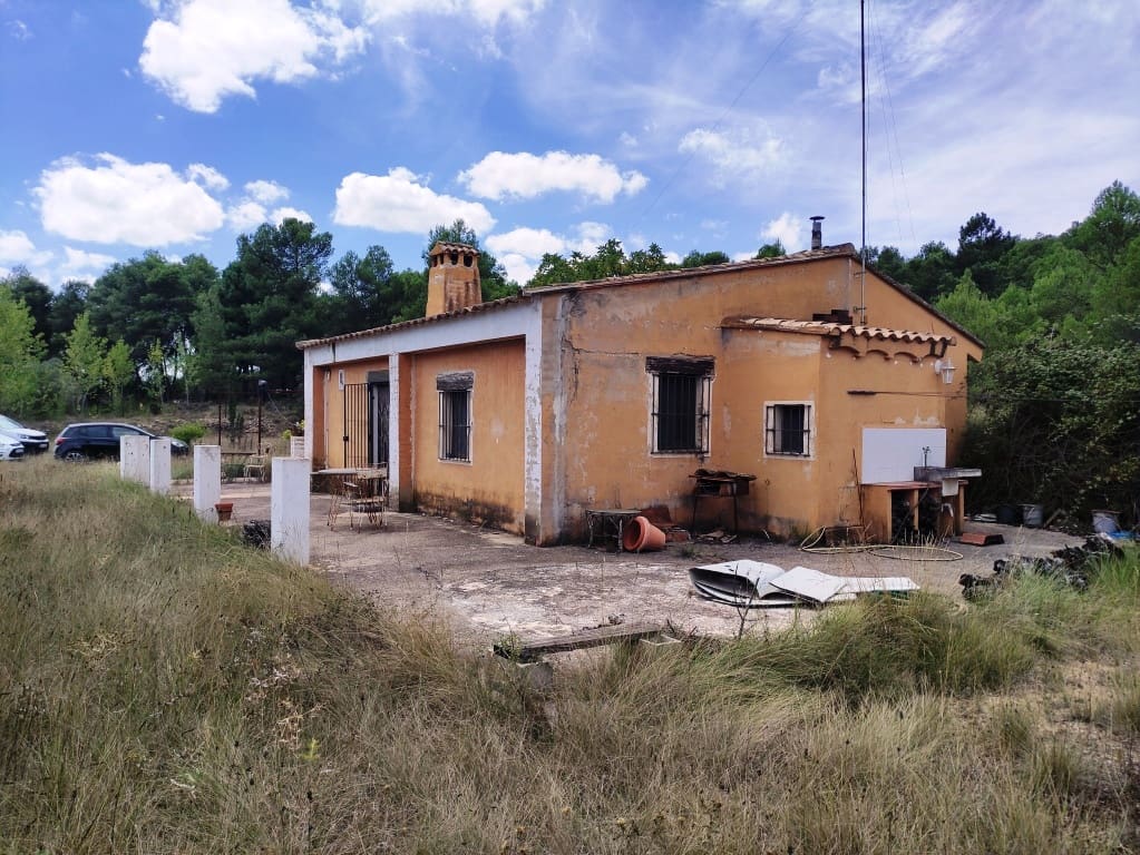 2 soveværelse Finca/Landehus til salg i Bocairent - € 125.000 (Ref: 9065590)