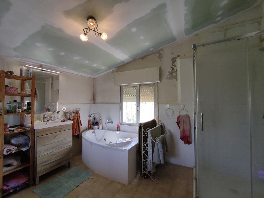 2 sypialnia Finka/Dom wiejski na sprzedaż w Benillup z basenem garażem - 115 000 € (Ref: 9073685)