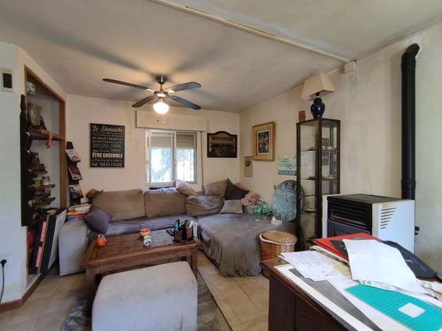 2 bedroom Finca/Country House for sale in Benillup with pool garage - € 115,000 (Ref: 9073685)