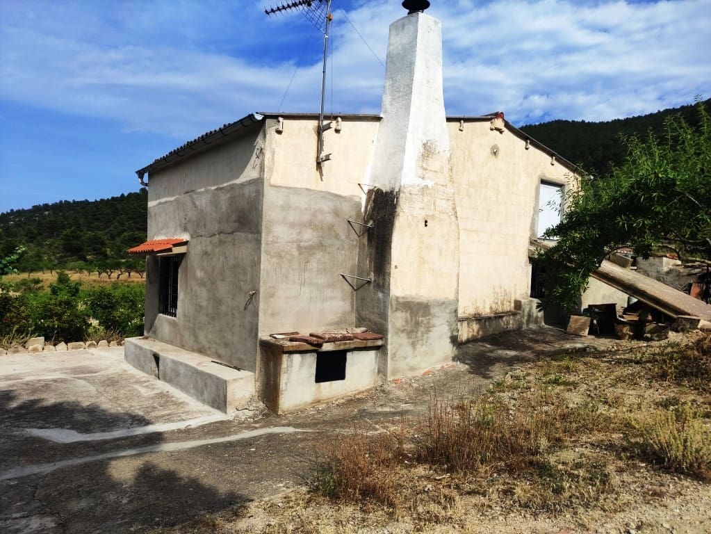 2 soveværelse Finca/Landehus til salg i Penaguila - € 85.000 (Ref: 9075259)