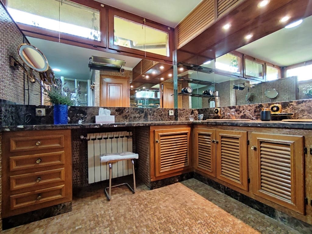 13 soverom Villa til salgs i Cocentaina med svømmebasseng garasje - € 1 950 000 (Ref: 9100107)