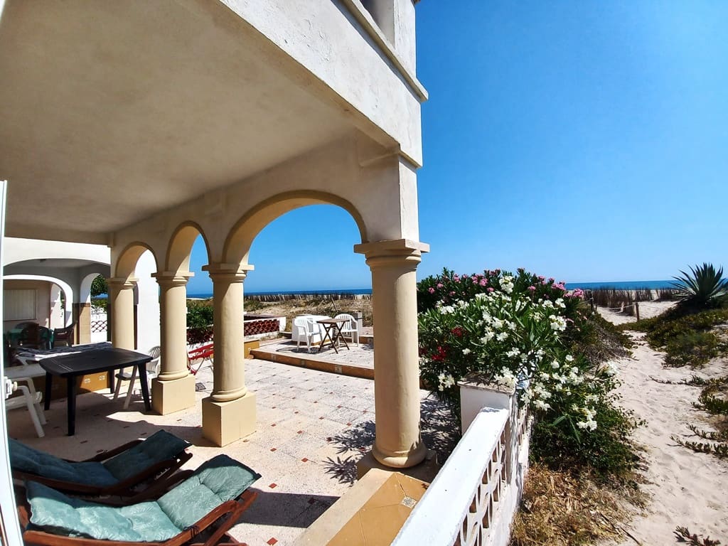 3 makuuhuone Huvila myytävänä paikassa Denia mukana 
autotalli - 450 000 € (Ref: 9101596)