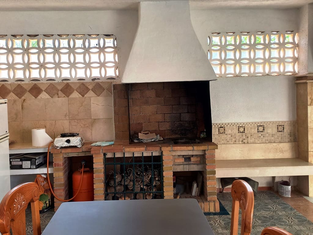 3 makuuhuone Huvila myytävänä paikassa Denia mukana 
autotalli - 450 000 € (Ref: 9101596)