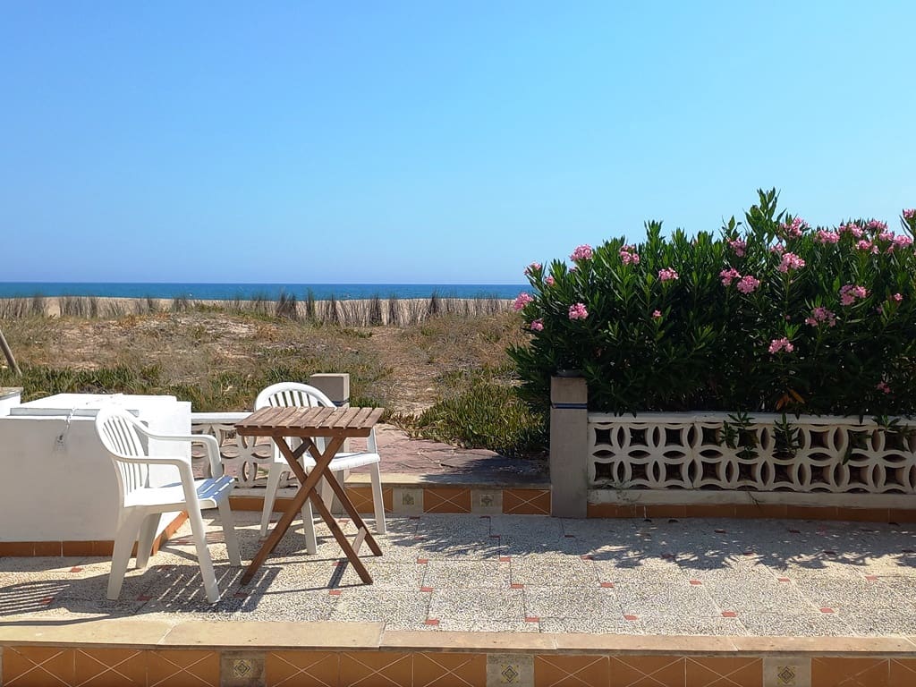 3 makuuhuone Huvila myytävänä paikassa Denia mukana 
autotalli - 450 000 € (Ref: 9101596)