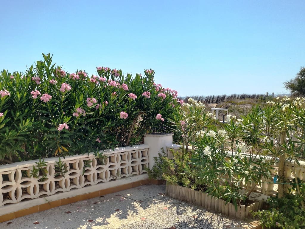 3 makuuhuone Huvila myytävänä paikassa Denia mukana 
autotalli - 450 000 € (Ref: 9101596)