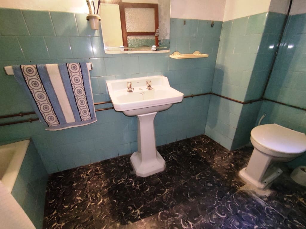 7 soveværelse Byhus til salg i Agres - € 109.000 (Ref: 9137415)