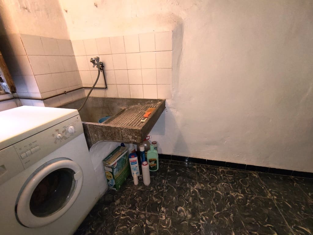 7 soveværelse Byhus til salg i Agres - € 109.000 (Ref: 9137415)