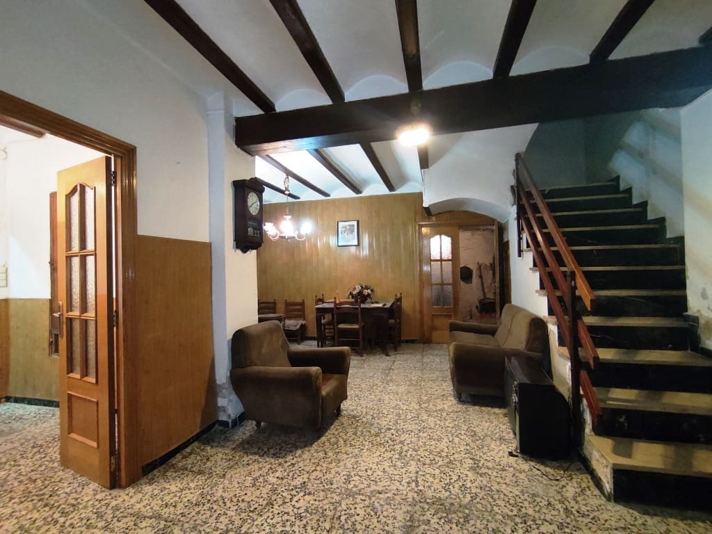 7 soveværelse Byhus til salg i Agres - € 109.000 (Ref: 9137415)