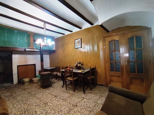 7 soveværelse Byhus til salg i Agres - € 109.000 (Ref: 9137415)